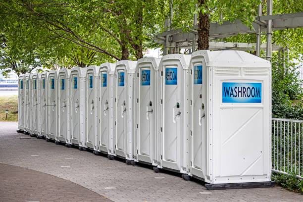 Best Portable restroom trailer rental  in Jefferson, NC